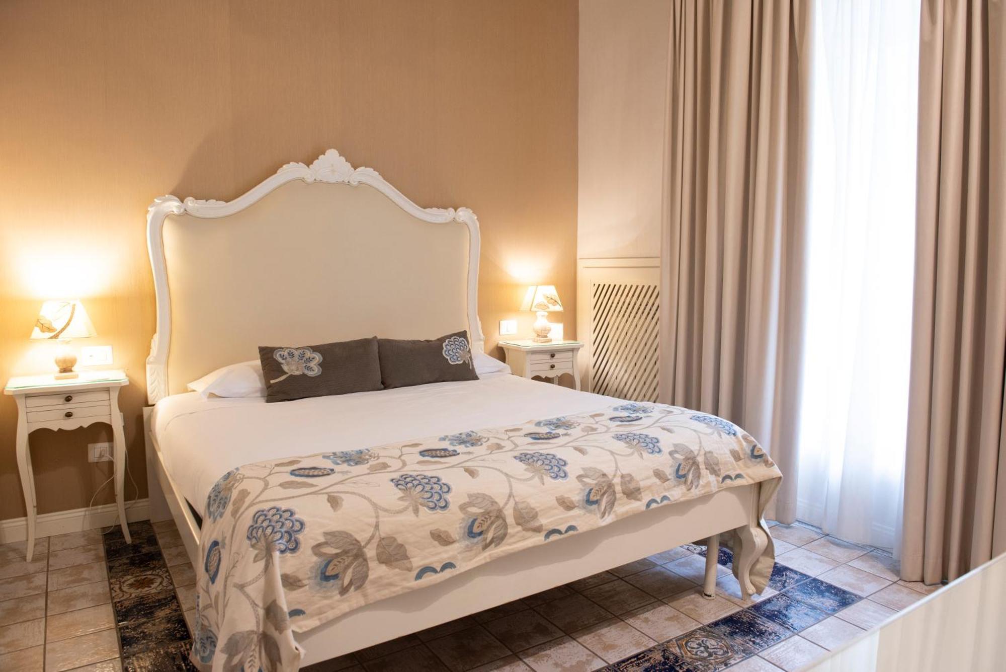 Certosa Suite ナポリ エクステリア 写真